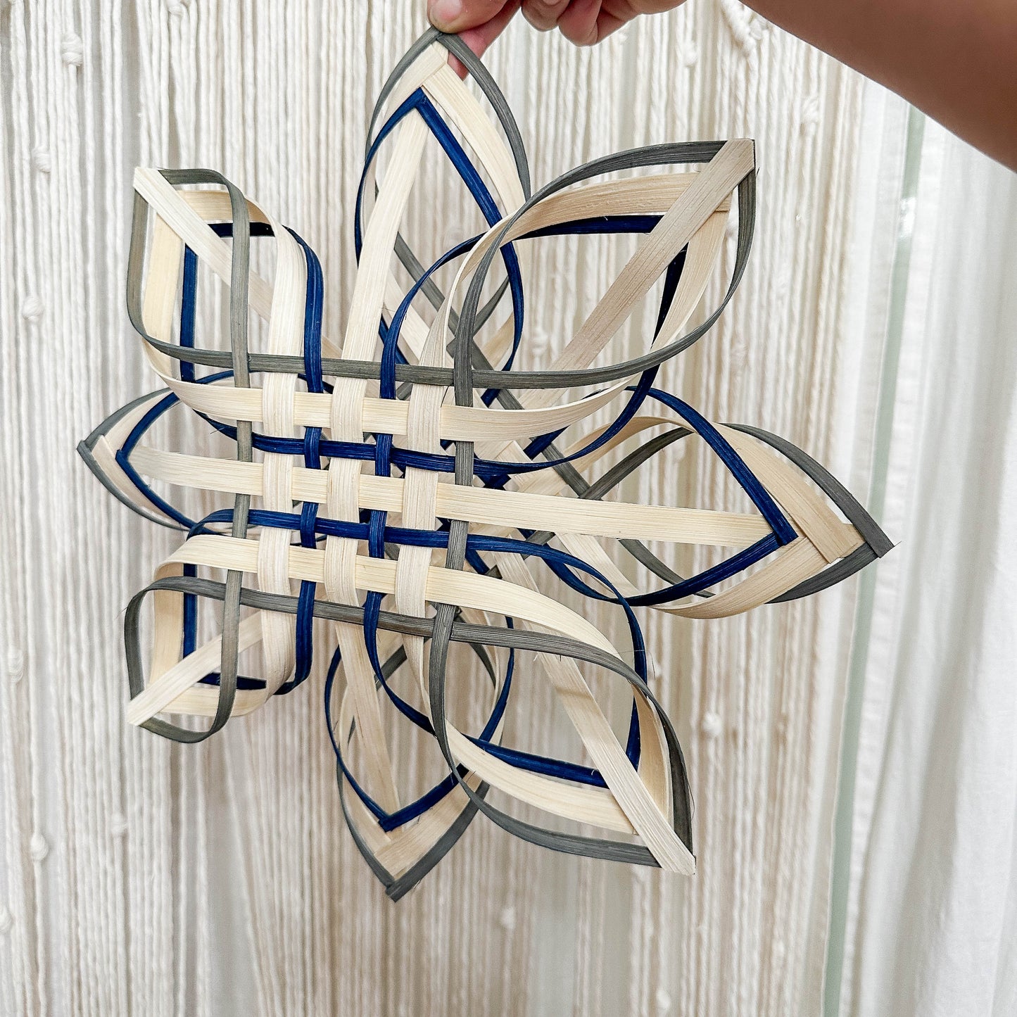 Limited Edition Winter Themed Scandinavian Snowflakes Kit: Set of 3 (16" Stars)