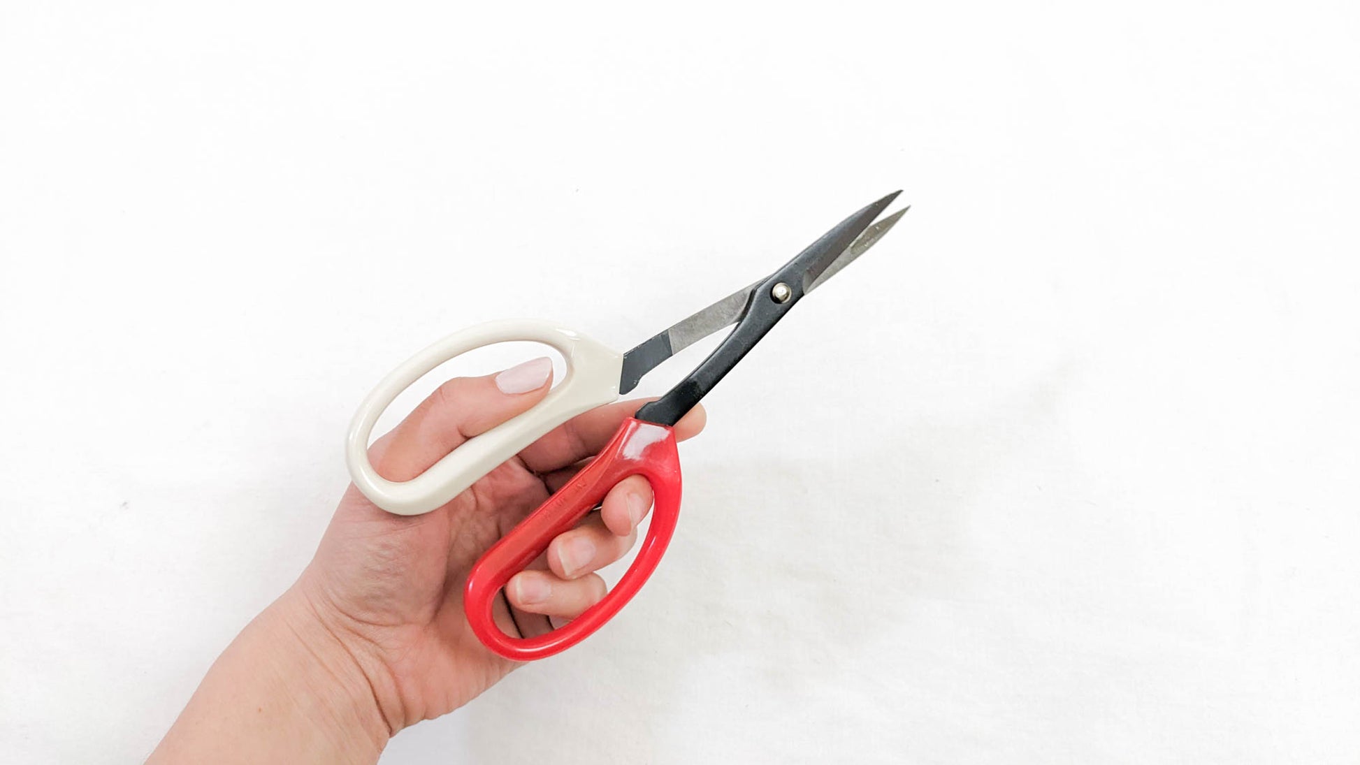 Basket Weaving Shears - Textile Indie