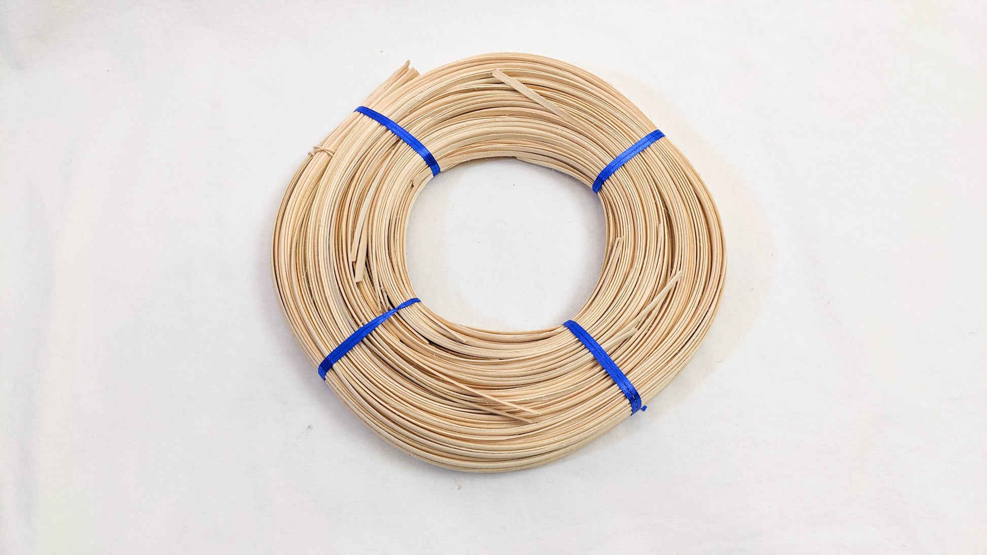 Flat-oval reed 1/4" - 1 Pound Coil - Textile Indie