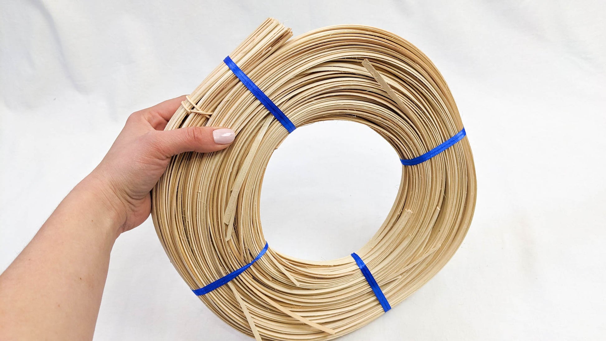 Flat-oval reed 1/4" - 1 Pound Coil - Textile Indie