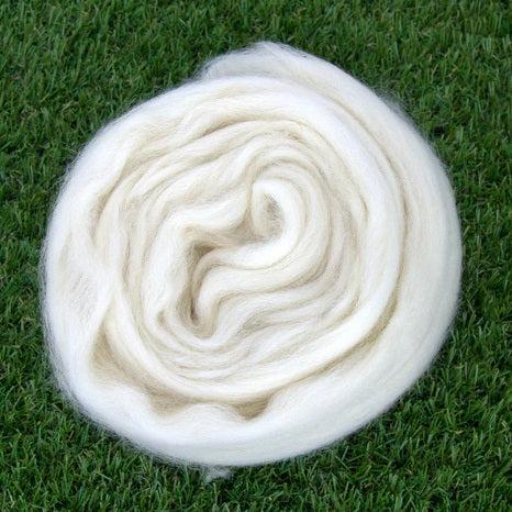 Corriedale Wool Roving Top (1 lb / 16 oz) | 28 Microns, Natural Undyed, Clean and Combed Wool - Textile Indie 