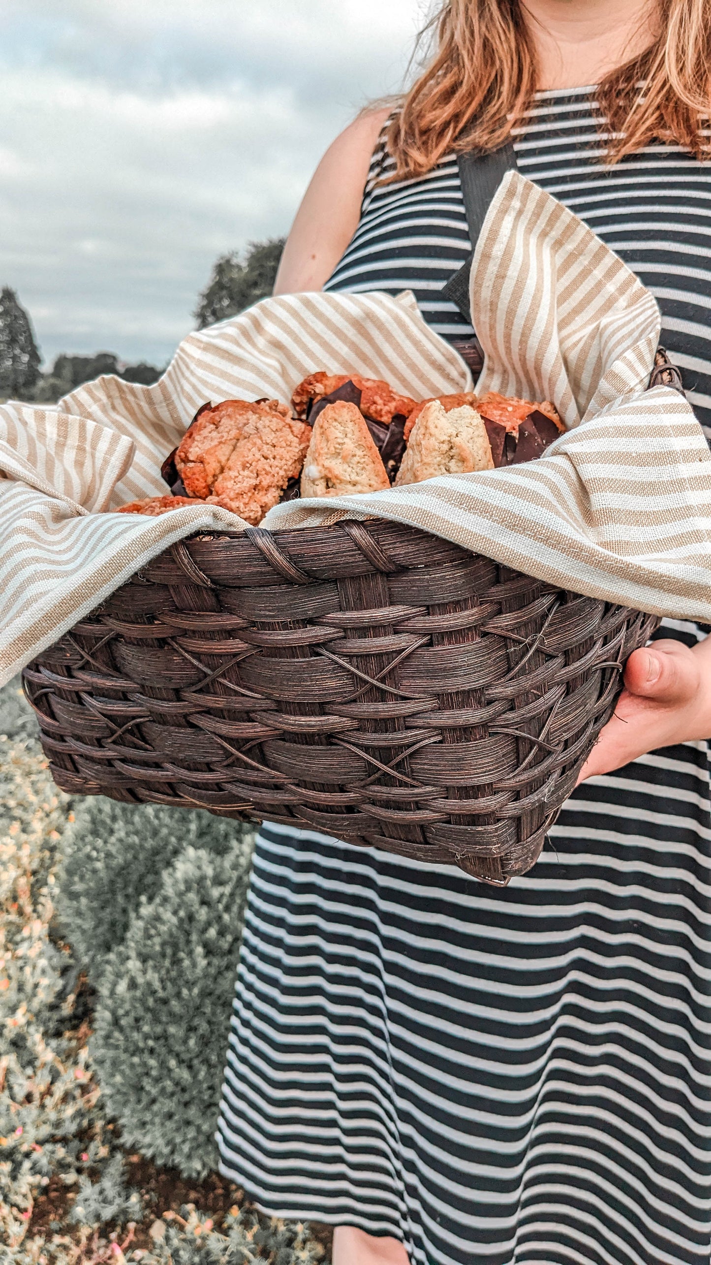 VIDEO Course - Cross-Stitch Napkin Basket