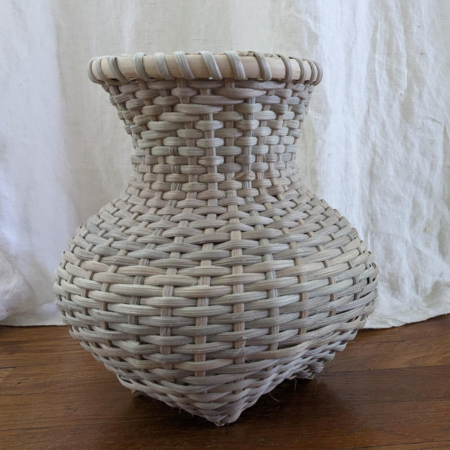 Stair Step Vase Basket Pattern and Instruction Manual